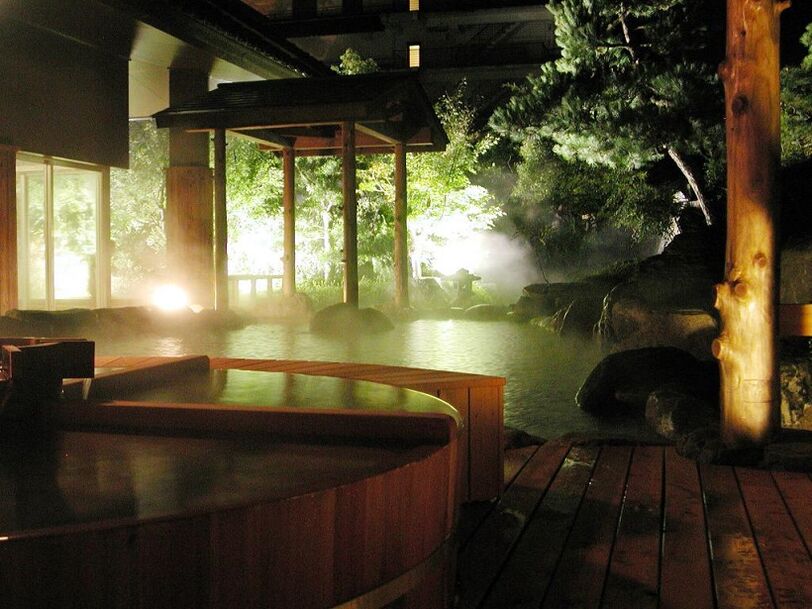 Japanese bath and water procedures to increase strength